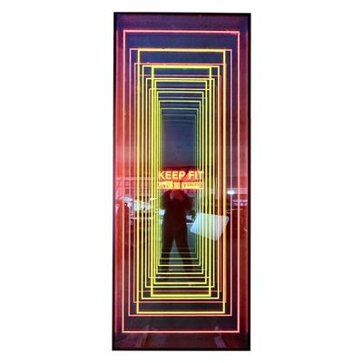 강력 한 무한 거울 LED 숫자 글자 외관 광고용 디지털 사이니지