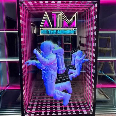 사용자 정의 RGB 아크릴 거울판 네온 라이트 워드 글자 무제한 거울 전자 표지